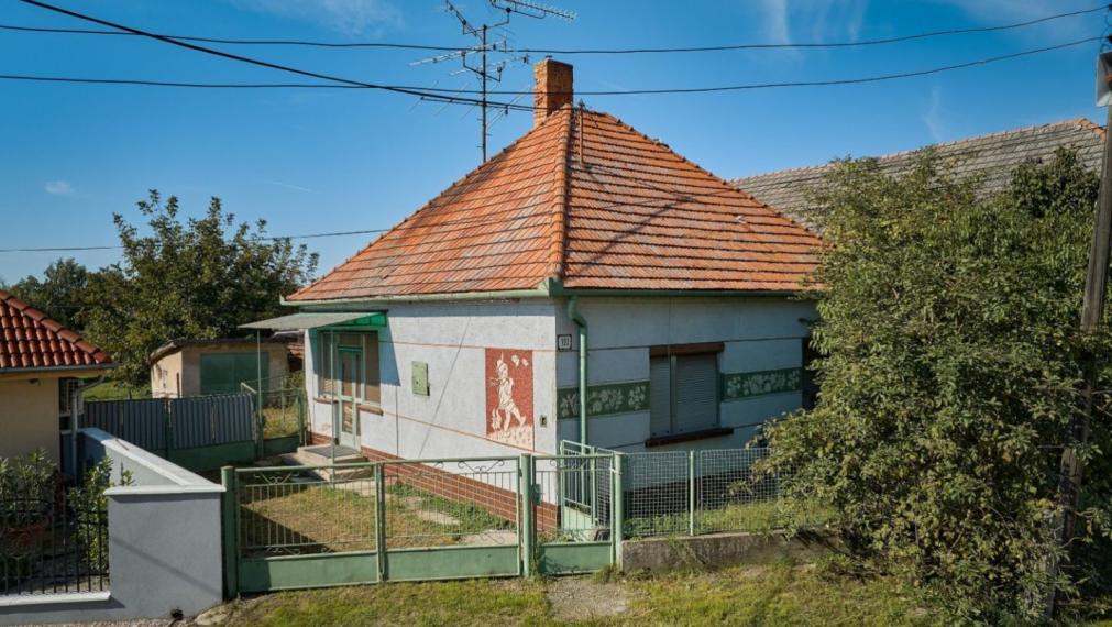 Neibrs | Nová cena | 3- izbový vidiecky RD s veľkorysým pozemkom (1643m2) v obci Okoličná na Ostrove